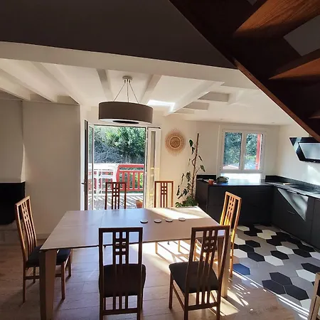 Appartement Spacieux Proche Bord De *